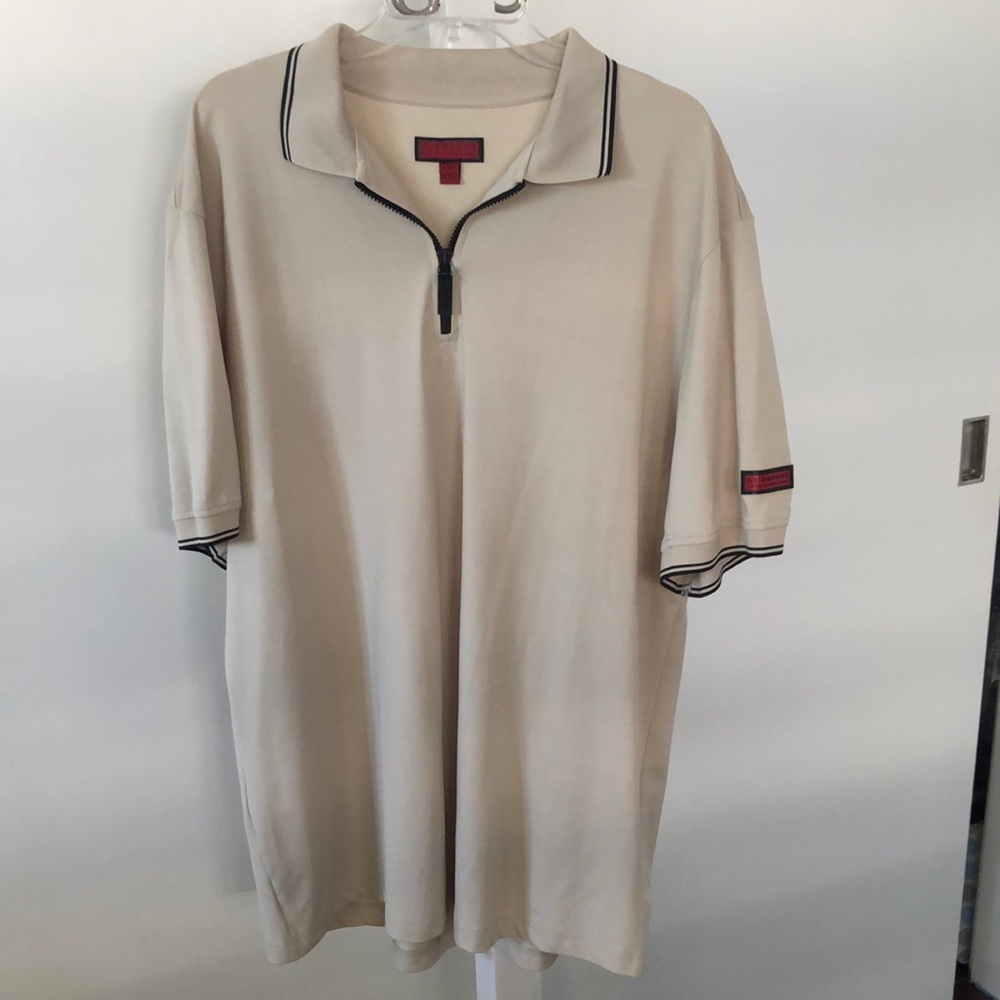 Men’s authentic BURBERRY zip neckline stretch polo shirt great  condition